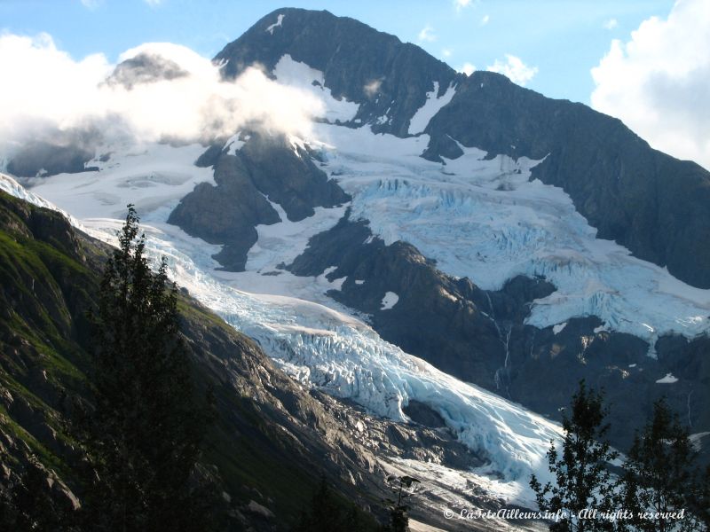 Un beau glacier de la Portage Valley