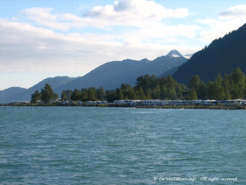 A Seward, les campings sont en bord de mer