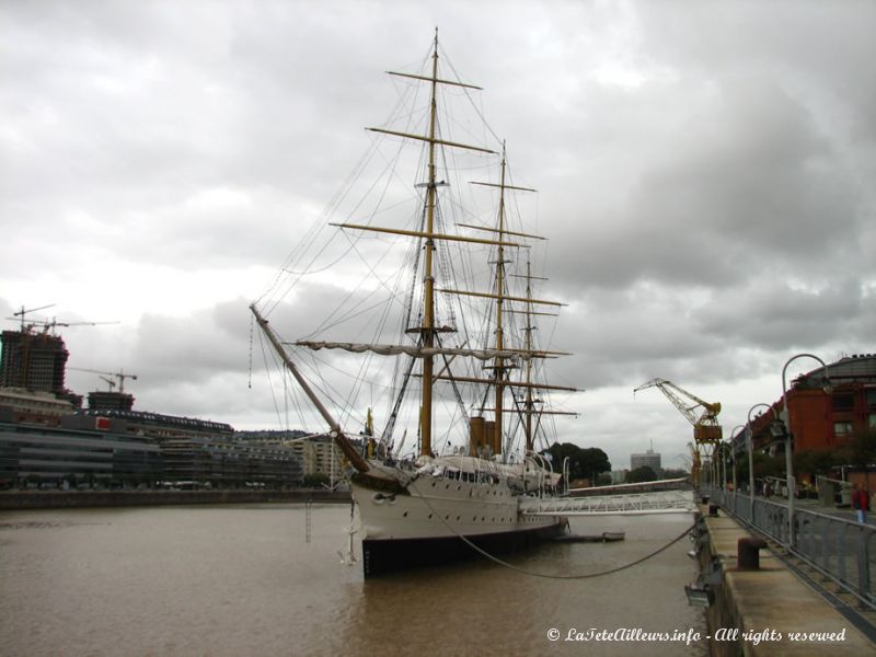 Le F. Sarmiento, vieux bateau-école argentin, est aujourd'hui reconverti en musée