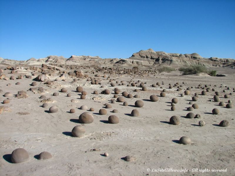 La vallée de la Lune est surtout réputée pour ces ''boules'' rocheuses surprenantes