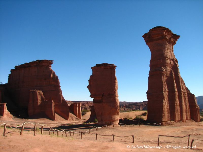 La ''Tour'' et le ''Totem''