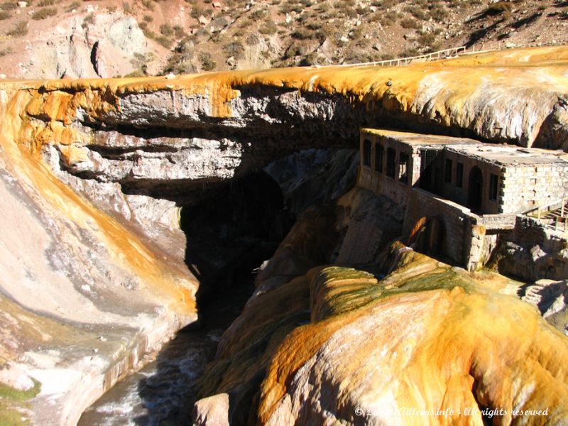 Le pont des Incas, l'une des merveilles naturelles de l'Argentine 