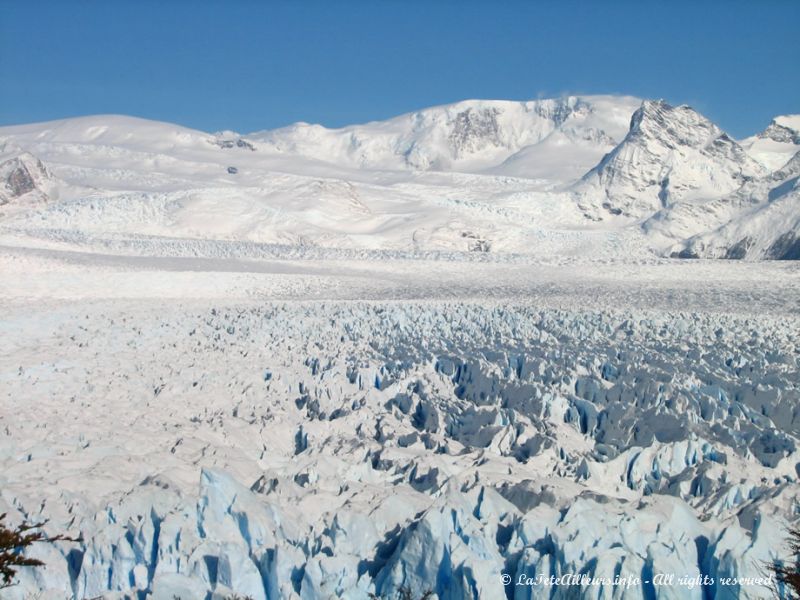 Des pics de glace à perte de vue...