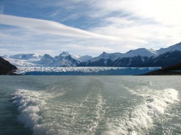 Derni&egrave;re vue sur le Perito Moreno, ce monstre de glace...