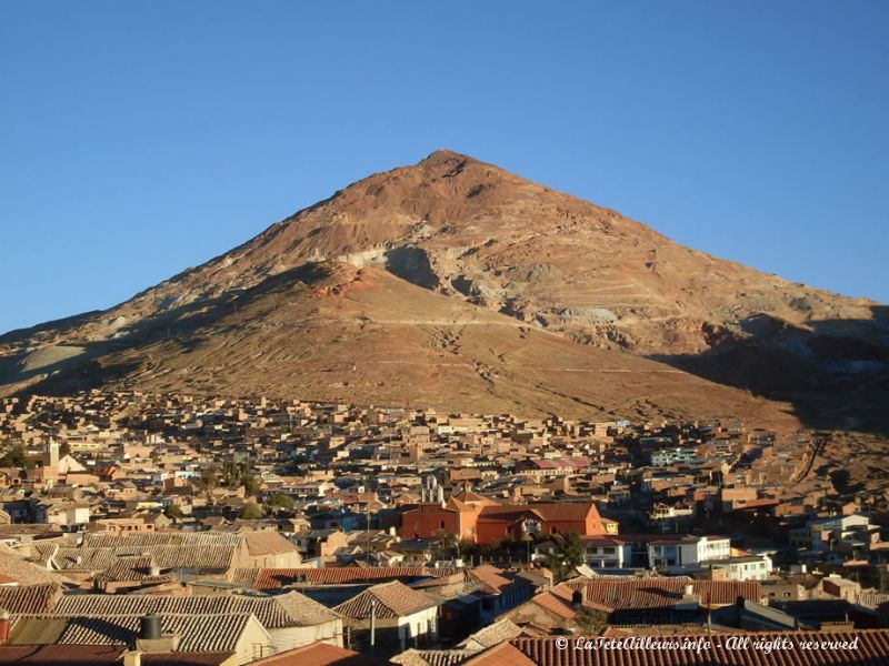 Vue sur le Cerro Rico, la "colline riche"