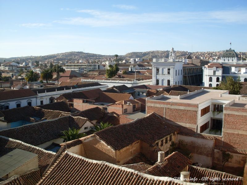 Vue sur les toits de tuile de Sucre