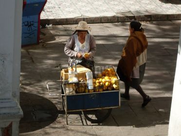 Vendeuse de jus de fruit &agrave; Sucre