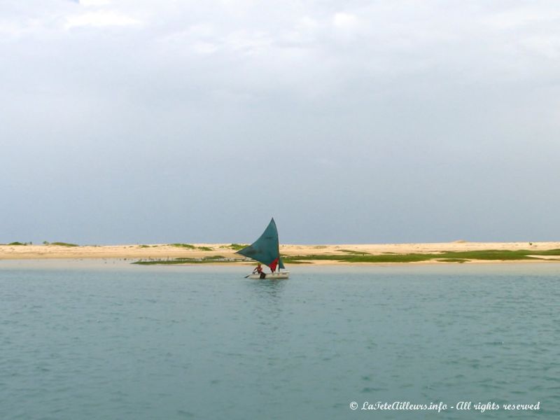 Mais la plupart des pêcheurs doivent se contenter de ces petites barques