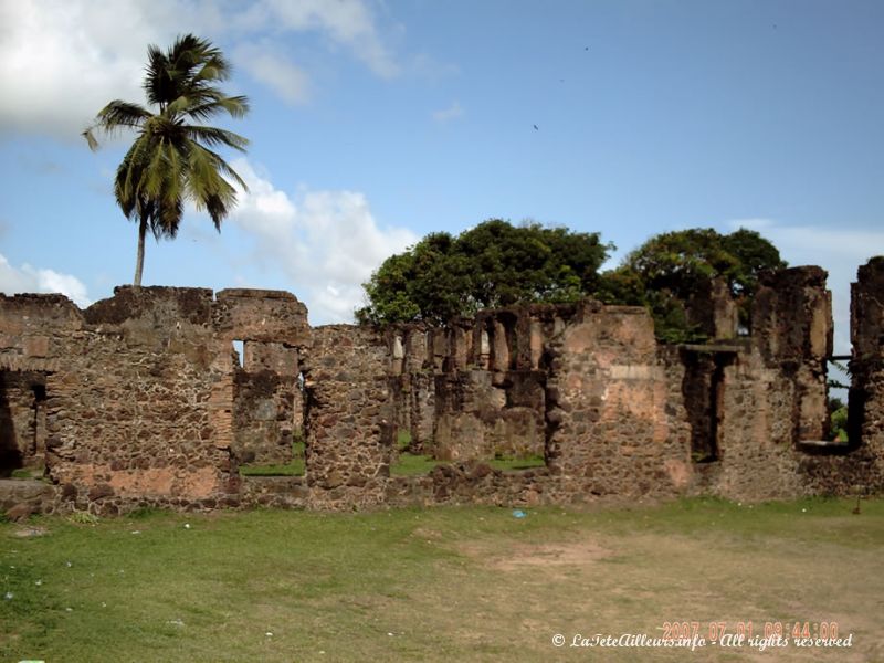 Une des très nombreuses ruines que compte la ville