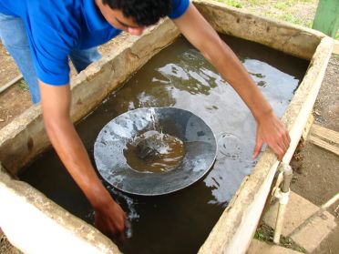 Ce ne sont pas des p&eacute;pites mais de la poudre d'or que fournit la mine