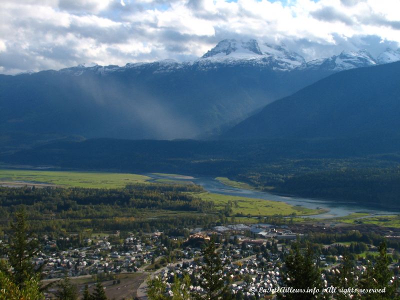 Revelstoke vue d'en haut