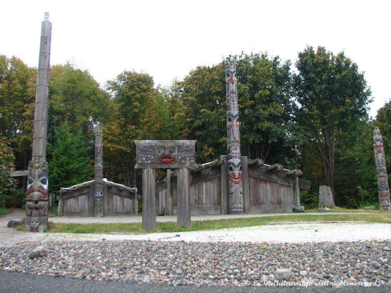 Reconstitution d'un village Haida traditionnel