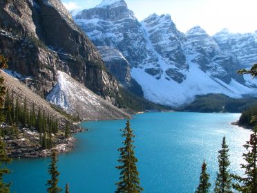 Le lac Moraine est encore plus sauvage que le lac Louise