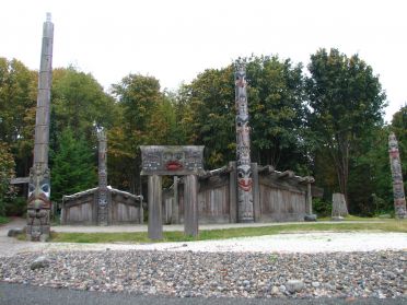 Reconstitution d'un village Haida traditionnel