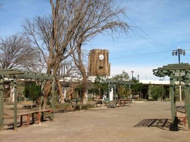 La place centrale de la ville fant&ocirc;me d'Humberstone