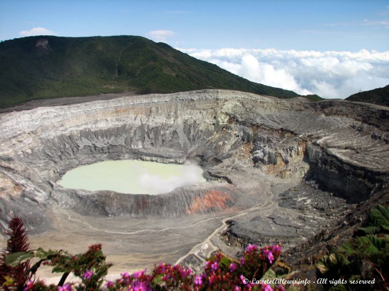 Un des volcans en activité les plus accessibles au monde !