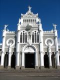 La basilique a été restaurée à l'identique après les tremblements de terre