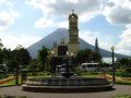 La jolie église de La Fortuna San Carlos