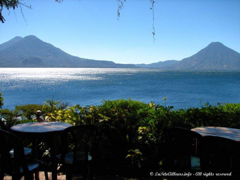 Quelle vue depuis ce petit restaurant de Panajachel !