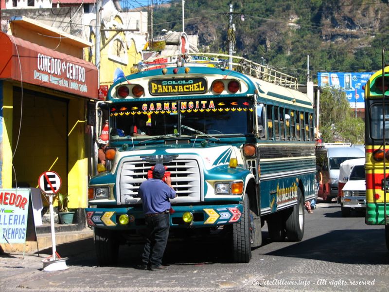 Les bus au Guatemala, c'est quelque chose !