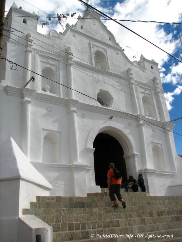L'église de San Antonio Palopó