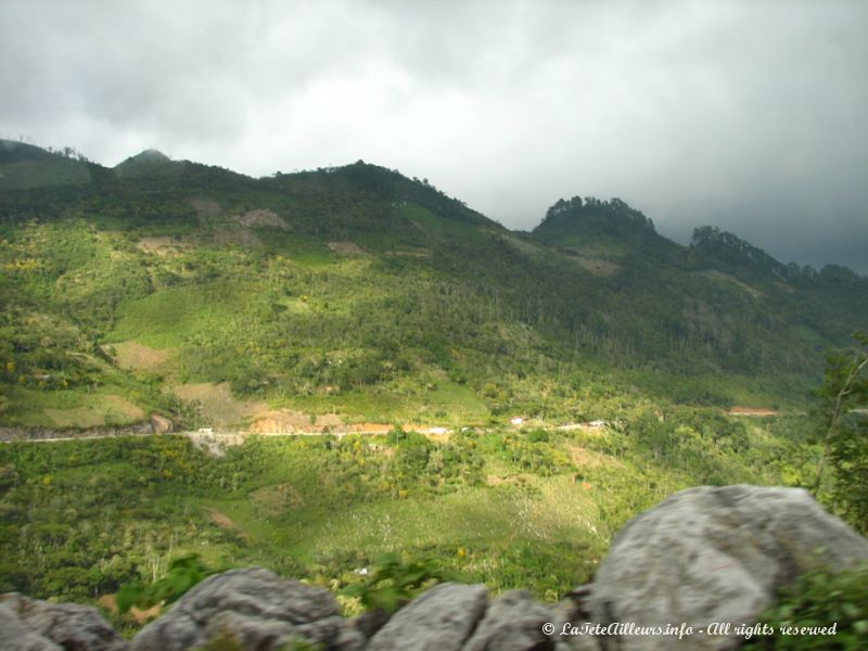 Dans la région on cultive le café, le cacao, la cardamome et les bananes