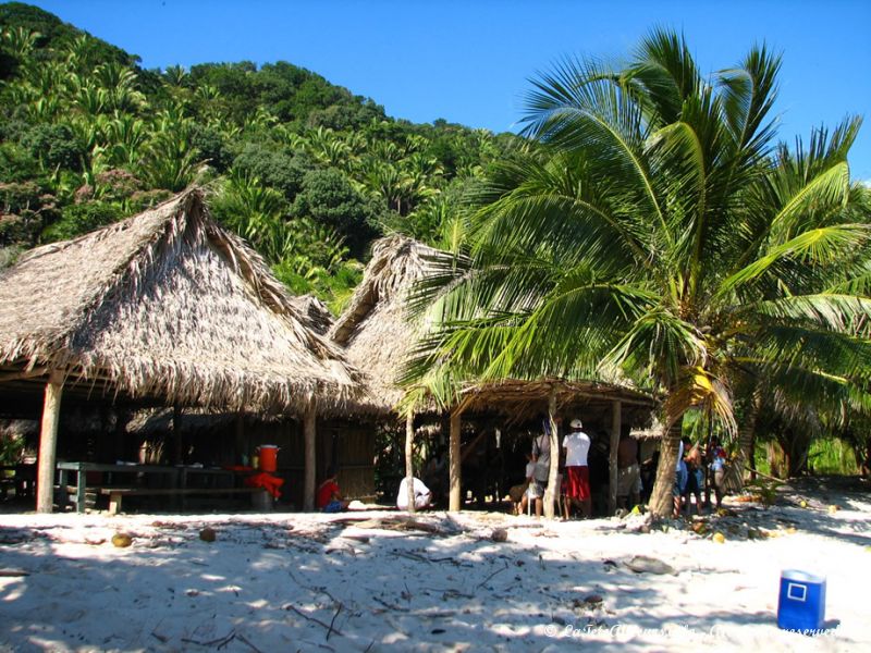 Maisons traditionnelles garifunas