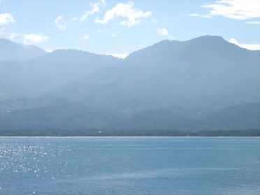 Derni&egrave;res vues sur la c&ocirc;te cara&iuml;be et la Ceiba