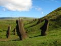 397 statues se trouvent sur les flancs du volcan !!!