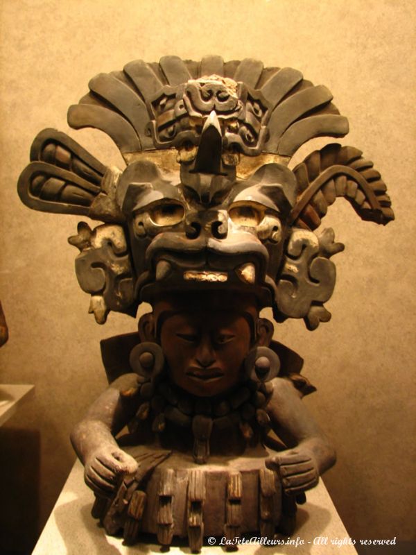 Une statue représentant un Dieu de la fin de la civilisation de Monte Alban (Oaxaca)