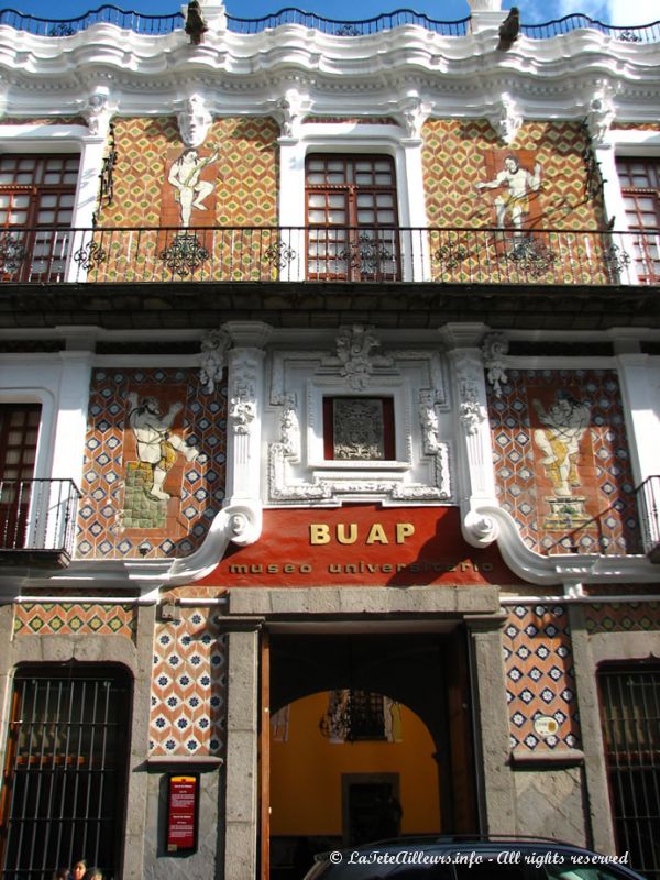 La facade de la belle casa de los Munequos