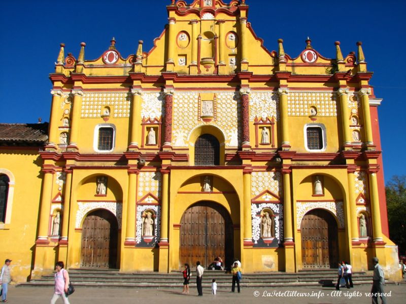 La cathedrale coloree de San Cristobal de las Casas