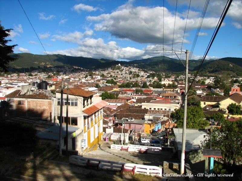 Vue sur la ville depuis l'eglise San Cristobal