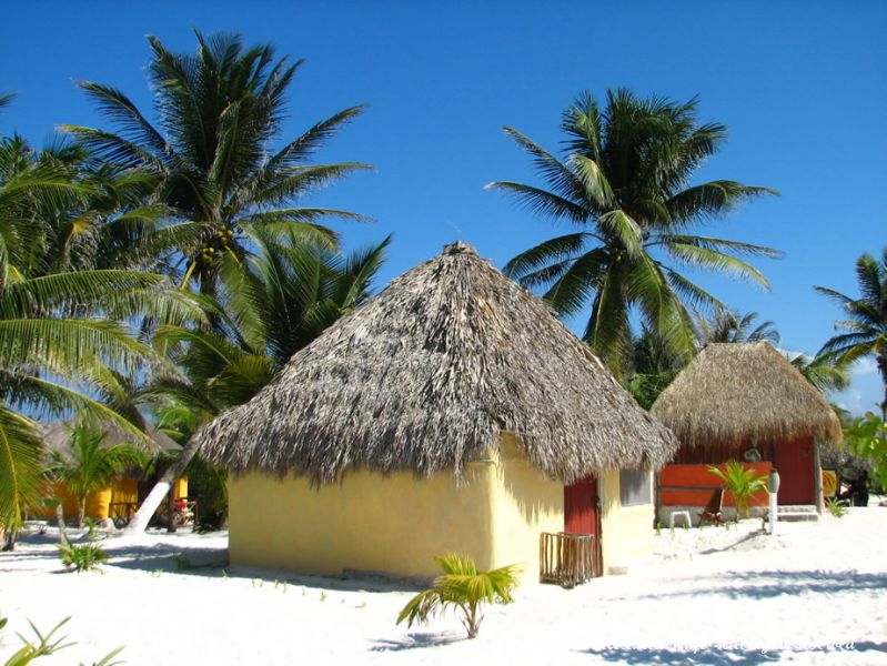 Ici, pas d'immenses hôtels mais de petits bungalows, on apprécie...