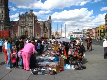 Des stands d'artisanat indien sur le Zocalo