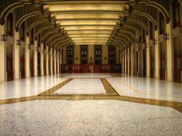 Une des nombreuses salles du Palais National