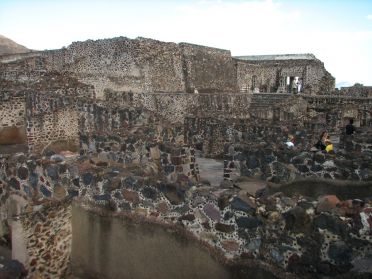 Une grande partie du palais des Jaguars est en ruine