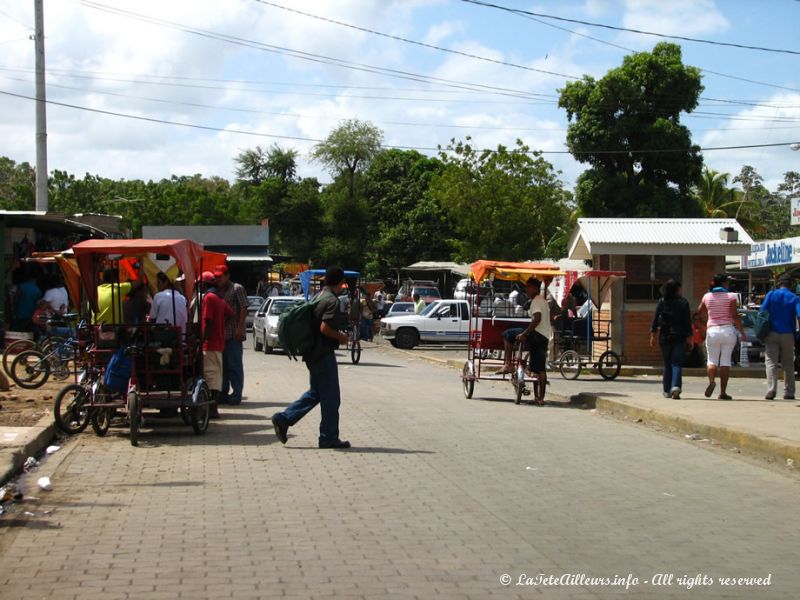 Agitation à la ''gare routière'' de Rivas