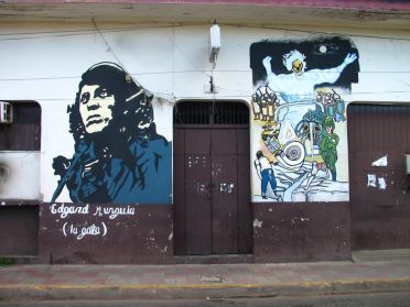 Les h&eacute;ros r&eacute;volutionnaires sont glorifi&eacute;s