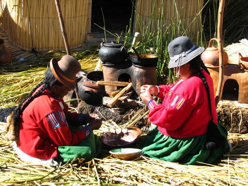 Ca sent bon sur les îles flottantes du lac Titicaca...