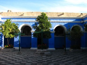 Le clo&icirc;tre des Orangers du monast&egrave;re Santa Catalina
