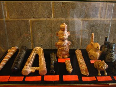 Des instruments de musique de l'&eacute;poque