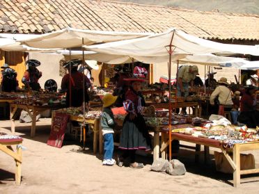 March&eacute; artisanal p&eacute;ruvien