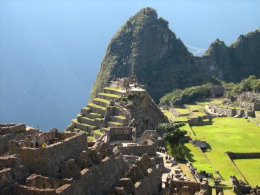L'Intihuatana vu du Mirador
