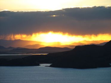 Coucher de soleil sur le lac Titicaca