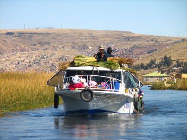 Le quotidien des habitants des &icirc;les Uros