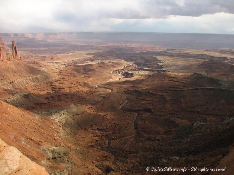 Le Buck Canyon, en partie sous les nuages