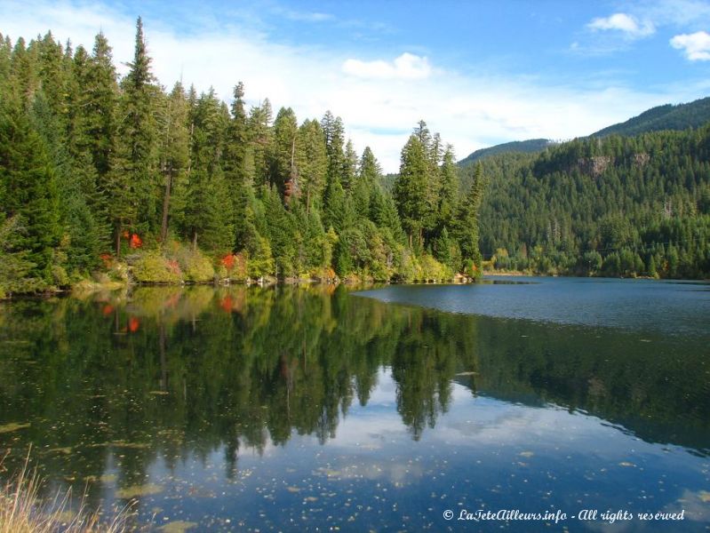 Le Toketee Lake