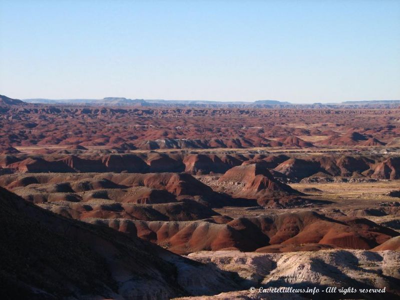 Les collines colorees s'etendent a l'infini