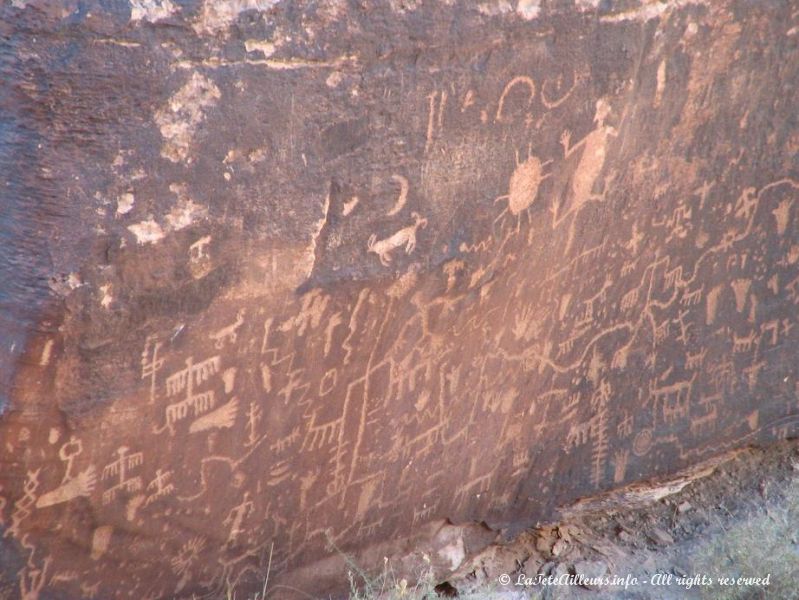 Le Newspaper Rock